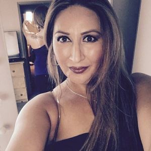 Meet your Posher, Mireya